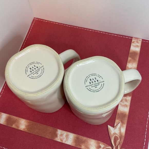 Rae Dunn MR. CLAUS and MRS. CLAUS Mugs - Picture 12 of 14